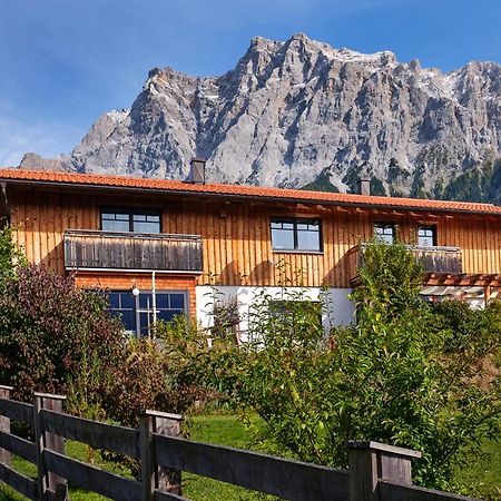 Haus Lorea Ehrwald Exteriör bild