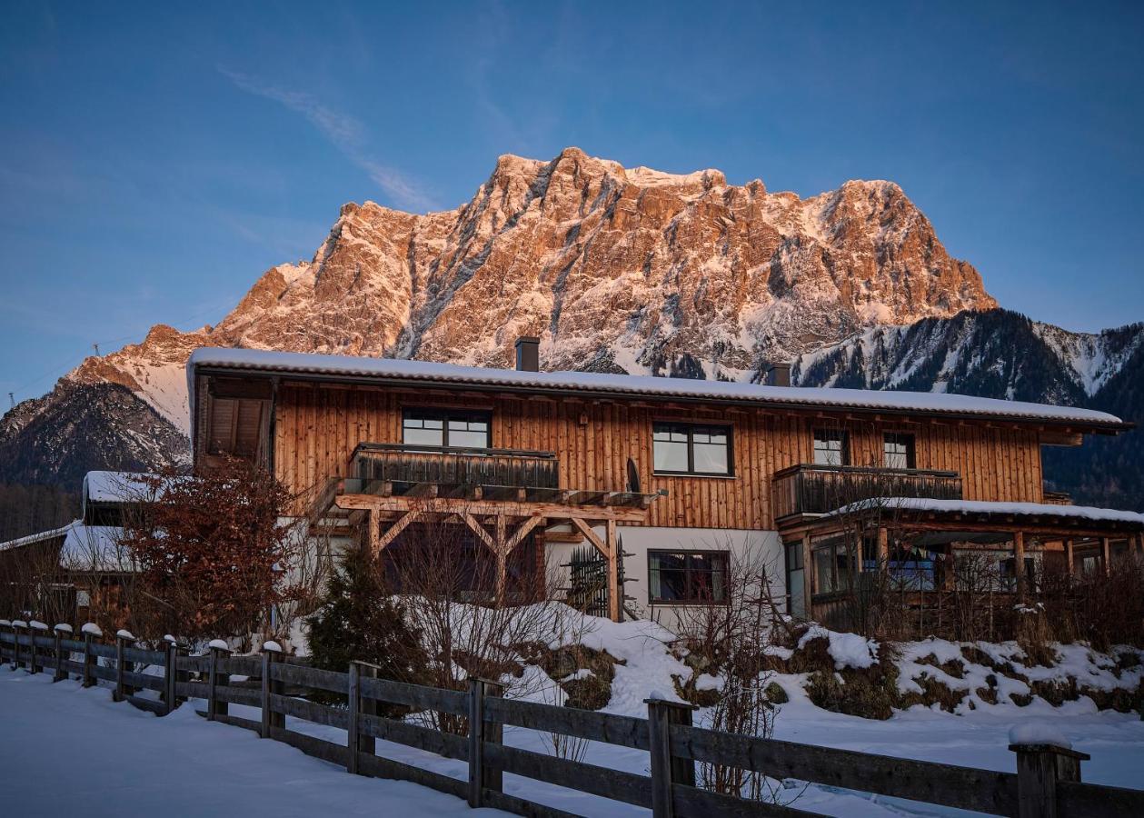 Haus Lorea Ehrwald Exteriör bild