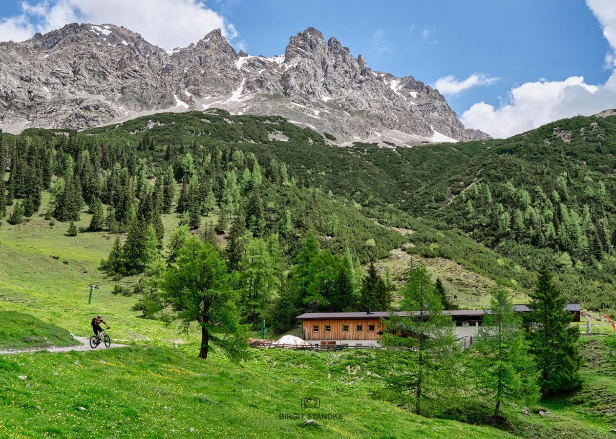 Haus Lorea Ehrwald Exteriör bild